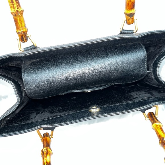 Gucci: Bamboo Princess Diana Leather Tote - Picture 8 of 16